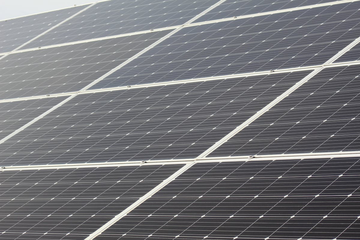 Solarmodule mit hoher Effizienz im Vergleich